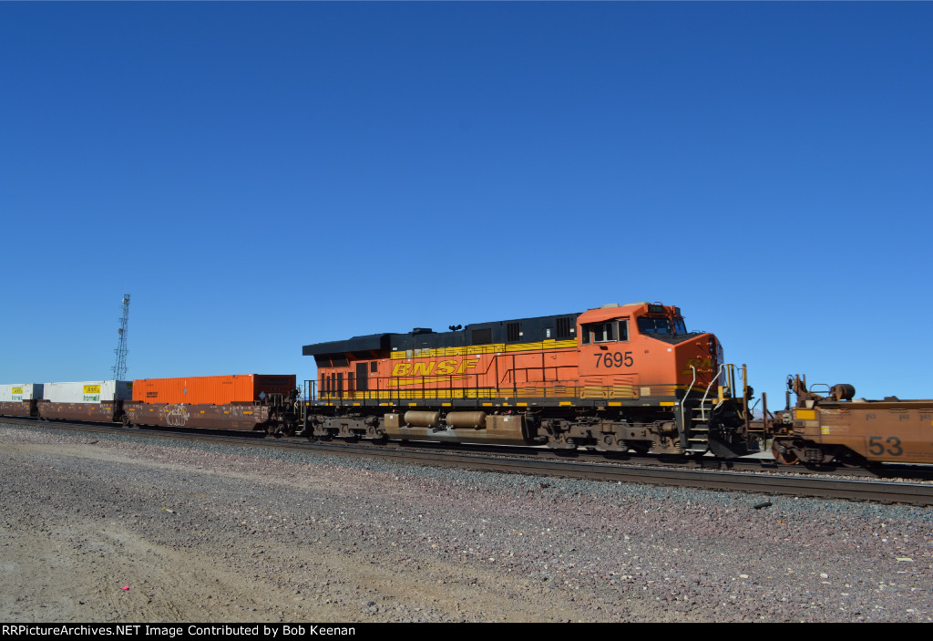 BNSF 7695